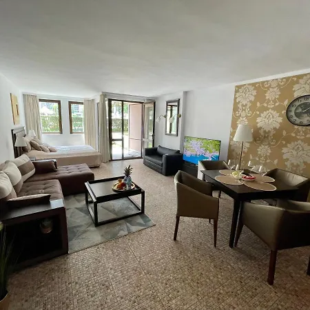 Appartement Royal - 5m To Pool, 100m To