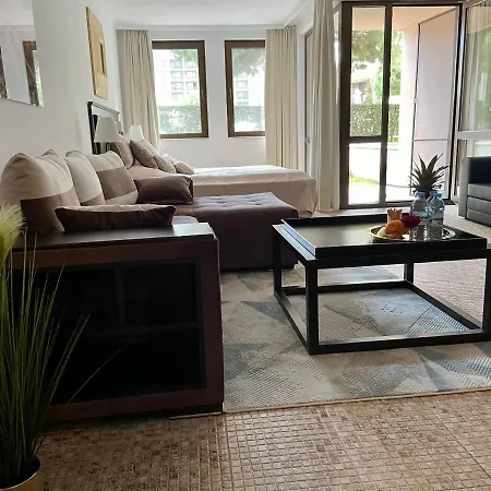 Royal - 5m To Pool, 100m To Appartement